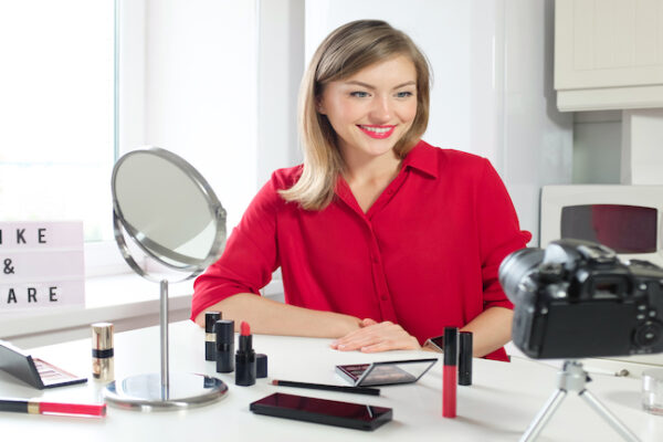 Tahukah Anda Kewajiban Pajak yang Dikenakan Atas Seorang Influencer?