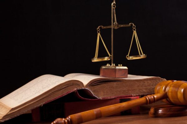 Keadilan Pajak yang Terwujud Karena Kesadaran Pajak Seluruh Masyarakat Keadilan Pajak yang Terwujud Karena Kesadaran Pajak Seluruh Masyarakat