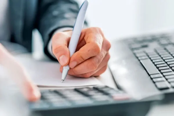 Peran Konsultan Pajak dalam Mendukung Target Penerimaan Pajak 2024 Peran Konsultan Pajak dalam Mendukung Target Penerimaan Pajak 2024