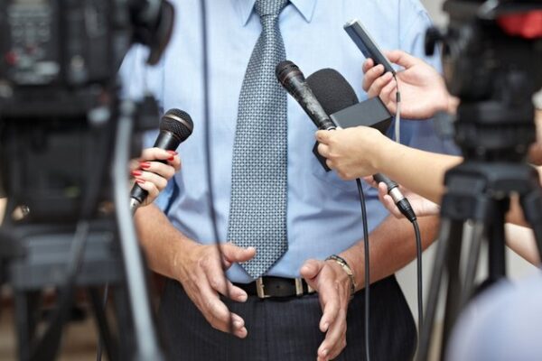 Pajak Atas Penghasilan Juru Bicara Publik