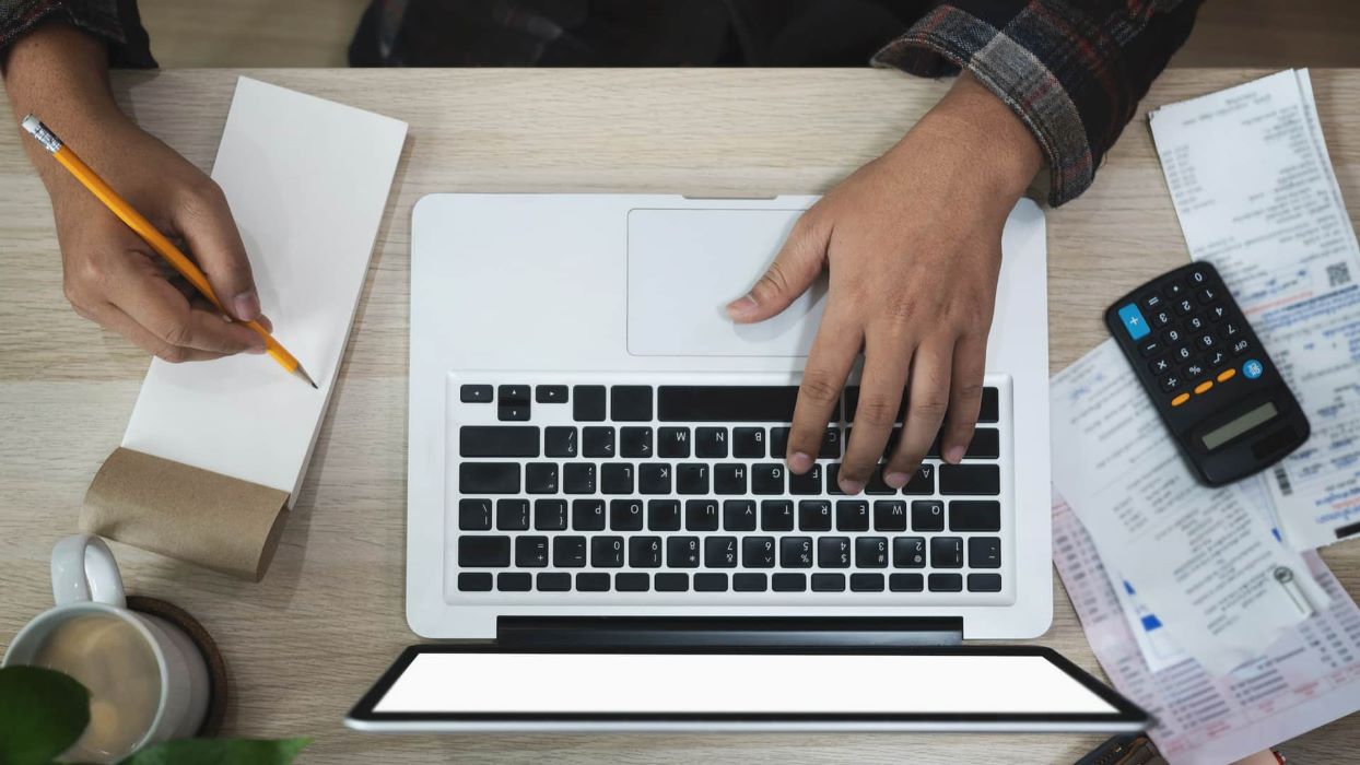 Bayaran Bertahap? Jangan Asal! Ini Cara Bikin Faktur Pajak Termin yang Benar!