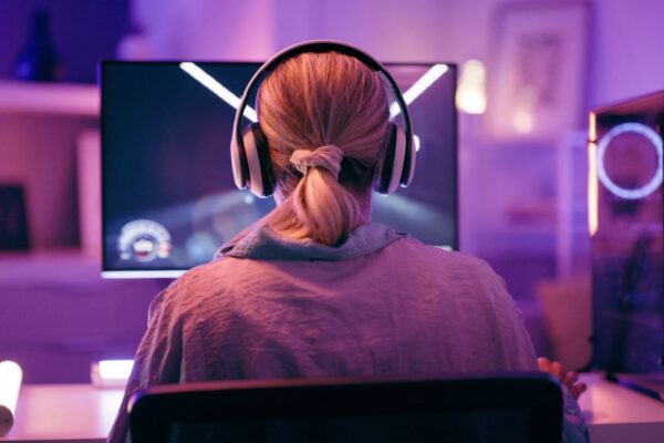 Penghasilan yang Berasal dari Platform Streaming Dapat Dikenakan Pajak, Ketahui Skemanya!